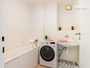 Prodej bytu 3+1, Pardubice - Bílé Předměstí, Ke Kamenci, 73 m2