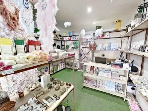 Pronájem obchodního prostoru, Praha - Kobylisy, Klapkova, 40 m2