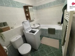 Pronájem bytu 1+kk, Praha - Kyje, Sicherova, 34 m2