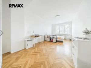 Prodej bytu 2+1, Slaný, Mírová, 53 m2