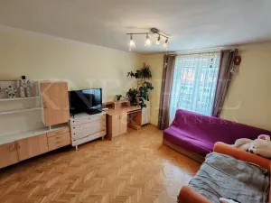 Prodej bytu 3+1, Ostrov, Hlavní třída, 76 m2