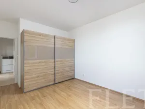 Pronájem bytu 2+kk, Praha - Zličín, Hevlínská, 56 m2