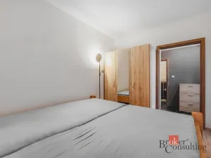 Pronájem bytu 2+1, Plzeň - Litice, Klatovská, 40 m2