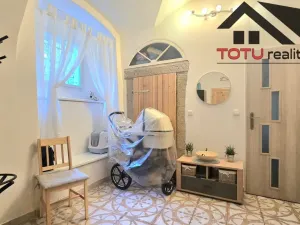 Prodej bytu 4+1, Kuks, 91 m2