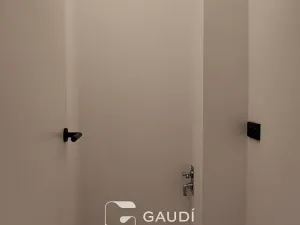 Prodej bytu 1+kk, Praha, Mezitraťová, 32 m2