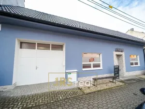 Prodej rodinného domu, Dolní Němčí, 220 m2