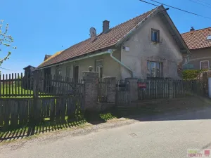 Prodej rodinného domu, Černé Voděrady, Hačecká, 120 m2