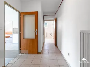 Prodej bytu 2+kk, Tymákov, 52 m2