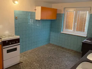 Prodej rodinného domu, Hrušovany nad Jevišovkou, 300 m2