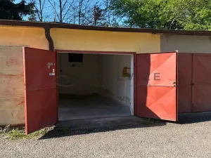 Pronájem garáže, České Budějovice, tř. Čsl. legií, 23 m2