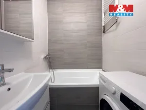 Pronájem bytu 1+1, Benešov nad Ploučnicí, Děčínská, 33 m2