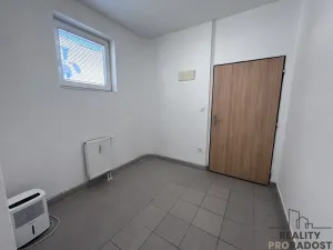 Pronájem bytu 1+kk, Hodonín, Národní třída, 50 m2