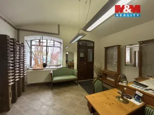 Pronájem obchodního prostoru, Úštěk - Úštěk-Vnitřní Město, Mírové náměstí, 34 m2