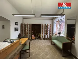 Pronájem obchodního prostoru, Úštěk - Úštěk-Vnitřní Město, Mírové náměstí, 34 m2