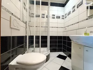 Pronájem bytu 1+kk, Praha - Letňany, Tupolevova, 26 m2