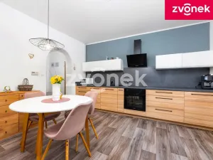 Prodej rodinného domu, Vizovice, 300 m2