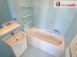 Pronájem bytu 3+1, Ostrov, Jungmannova, 76 m2