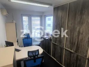 Pronájem kanceláře, Zlín, 28 m2