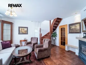 Prodej rodinného domu, Chrášťany, 175 m2