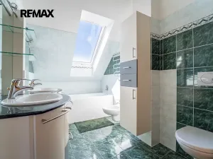 Prodej rodinného domu, Chrášťany, 175 m2