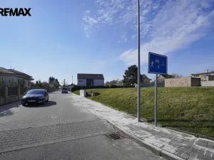Prodej pozemku pro bydlení, Praha - Miškovice, Vrátenská, 590 m2