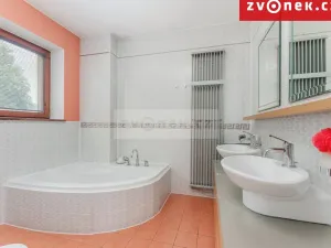 Prodej vily, Hranice - Hranice I-Město, 540 m2