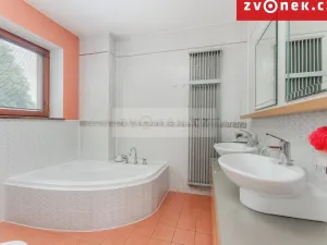 Prodej kanceláře, Hranice - Hranice I-Město, 540 m2