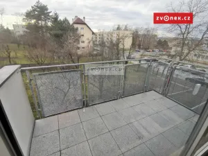 Pronájem bytu 1+kk, Zlín - Malenovice, třída Svobody, 37 m2