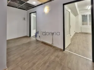 Pronájem obchodního prostoru, Praha, Šrobárova, 139 m2