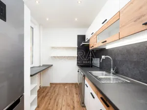 Pronájem bytu 3+kk, Praha - Komořany, Za sídlištěm, 73 m2