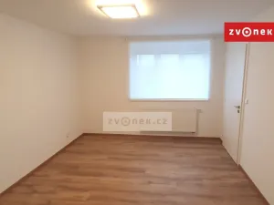 Pronájem bytu 2+1, Zlín - Kostelec, Lešenská, 75 m2