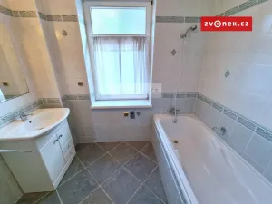 Pronájem rodinného domu, Zlín, Pod Rozhlednou, 200 m2