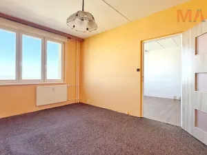 Pronájem bytu 1+1, Chomutov, Zahradní, 35 m2