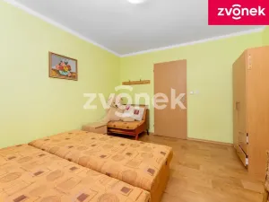 Prodej chalupy, Velké Karlovice, 250 m2