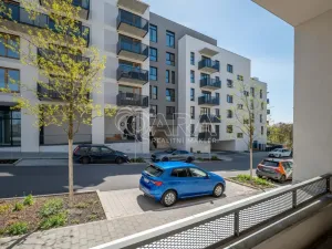 Pronájem bytu 1+kk, Praha - Modřany, Kolmanova, 52 m2