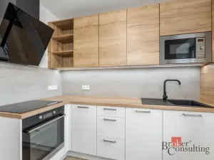 Pronájem bytu 4+1, Praha - Modřany, Barunčina, 78 m2