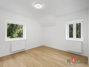 Pronájem bytu 4+1, Praha - Modřany, Barunčina, 78 m2