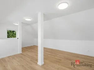 Pronájem bytu 4+1, Praha - Modřany, Barunčina, 78 m2