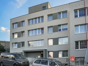 Pronájem bytu 2+1, Praha - Modřany, K otočce, 53 m2