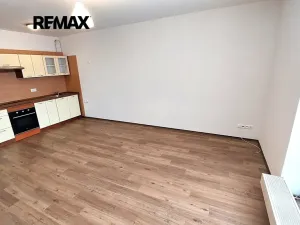 Pronájem bytu 1+kk, Slavkov u Brna, 35 m2