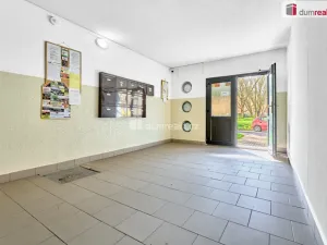 Prodej bytu 3+1, Karlovy Vary, Brigádníků, 67 m2