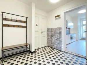 Pronájem bytu 3+1, Praha - Libeň, Sokolovská, 79 m2