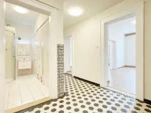 Pronájem bytu 3+1, Praha - Libeň, Sokolovská, 79 m2