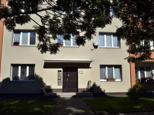 Pronájem bytu 2+1, Zlín - Malenovice, Tyršova, 57 m2