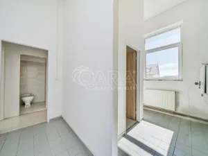 Pronájem skladu, Sukorady, 210 m2