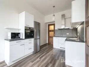 Pronájem bytu 2+kk, Praha - Nusle, Pod lázní, 47 m2