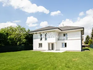 Pronájem vily, Praha, Ke smrčině, 260 m2