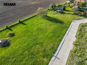 Prodej pozemku pro bydlení, Vykáň, 988 m2
