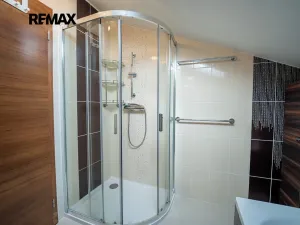 Prodej bytu 3+kk, Nupaky, Za Hotelem, 88 m2