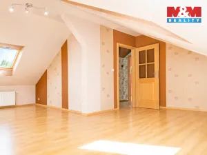 Prodej činžovního domu, Karlovy Vary - Tašovice, Česká, 200 m2